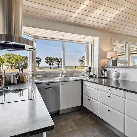 Holiday home 1329-aakirkeby-holsteroddevej-23