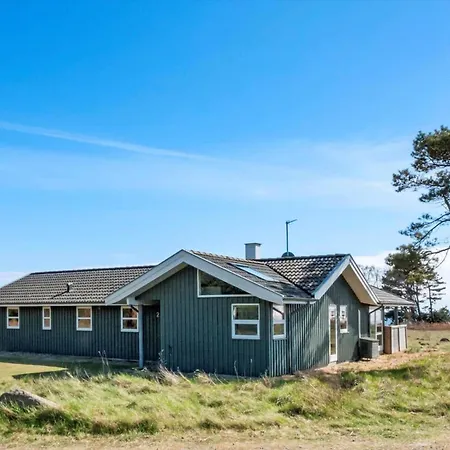 1329-aakirkeby-holsteroddevej-23 *